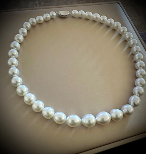 SOUTH SEA PEARL STRAND