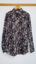 Load image into Gallery viewer, DAHLIA DESIGNS SHIRT 2026/18