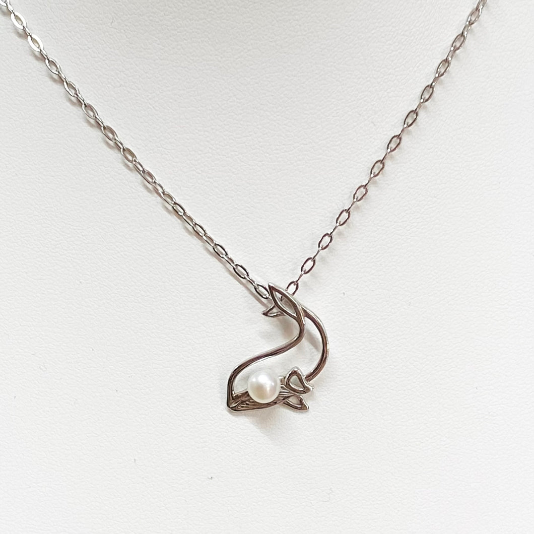 WHALE PENDANT