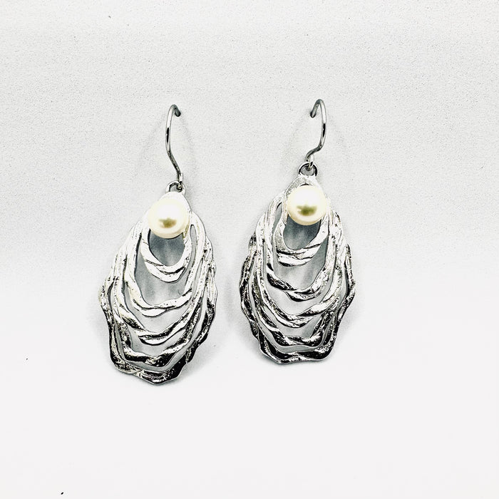 PEARL OYSTER EARRINGS