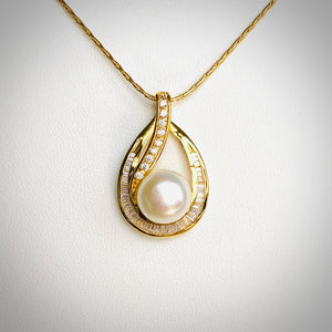 PEARL AND CZ PENDANT