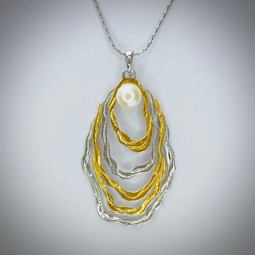 PEARL OYSTER PENDANT