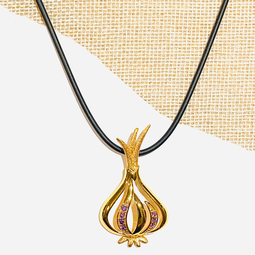GARLIC BULB PENDANT